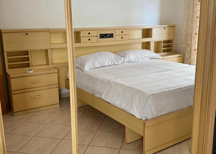 Southcoast Apartment