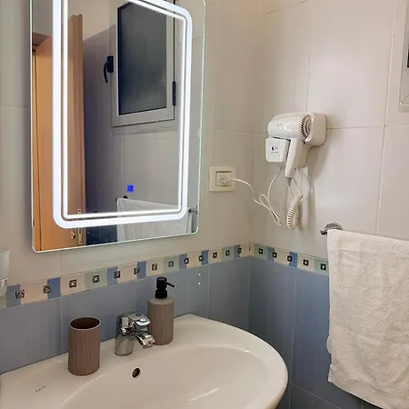 Bluestay * Vlorë
